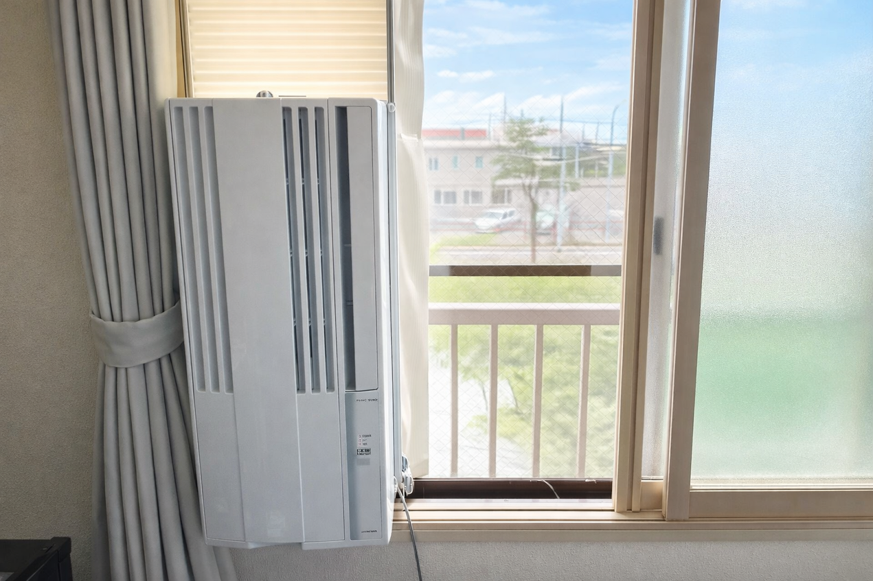 網走市南で窓用エアコン取付
